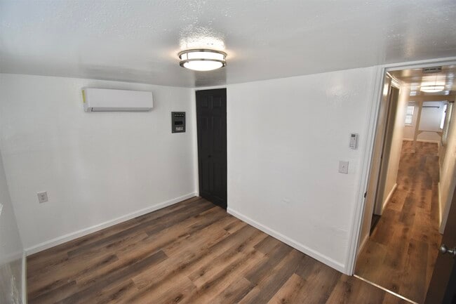 Building Photo - 2716 Deep Forest Cir