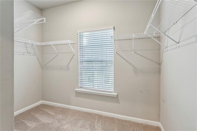 Building Photo - 2111 Wesson Ct