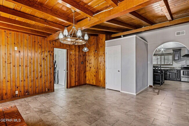 Building Photo - 4312 Wallington Dr