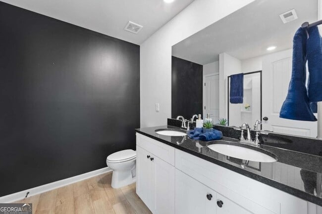 Building Photo - 7122 Chara Ln