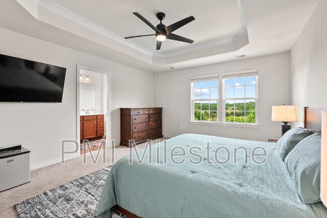 Building Photo - 367 Ontario Dr