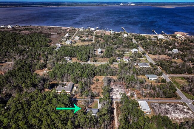 Building Photo - 309 Julia St