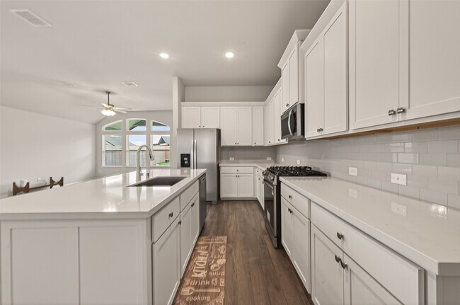 Building Photo - 6123 Severson Lake Ct