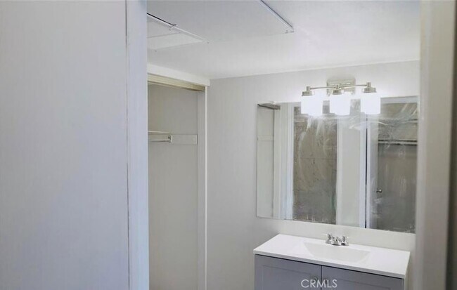 Building Photo - 23232 Orange Ave