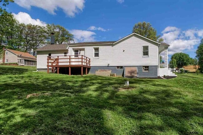 Building Photo - Coming Soon! Beautiful 3 Bedroom, 1 Bath H...