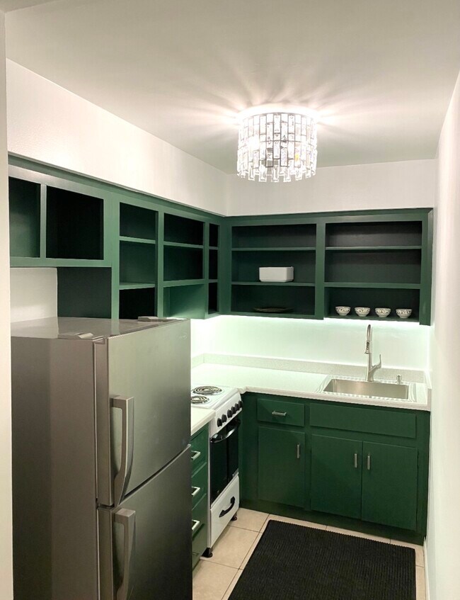 1814 E Oakland Park Blvd 1814 E Oakland Park Blvd Fort Lauderdale FL