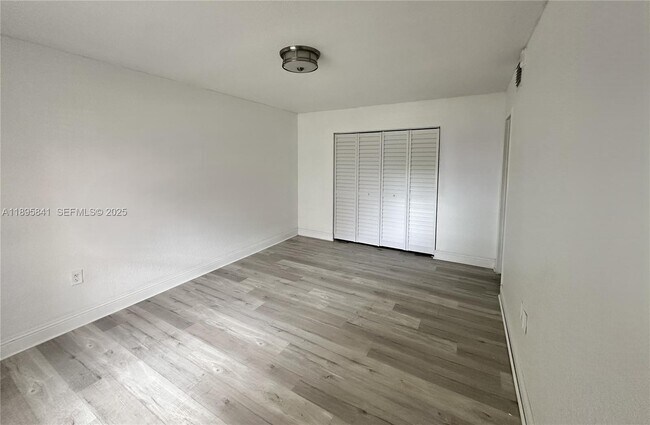 Building Photo - 17500 NW 68th Ave