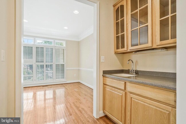 Building Photo - 9980 Cyrandall Dr