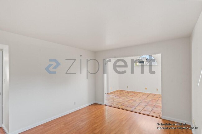 Building Photo - 2257 Goldcrest Cir