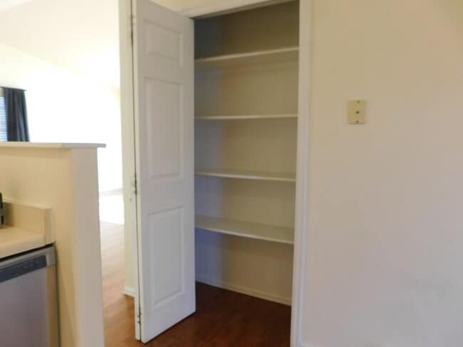 Building Photo - Spacious Home in Fruitvale