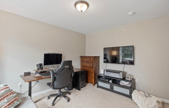 Building Photo - 38 Perham St