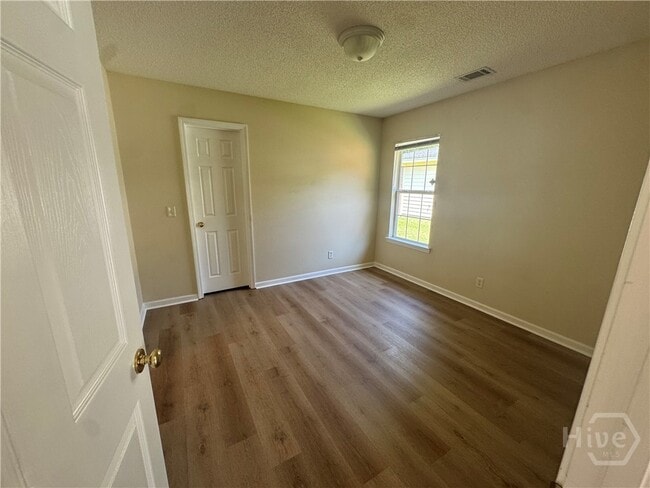 Building Photo - 106 Trellis Way