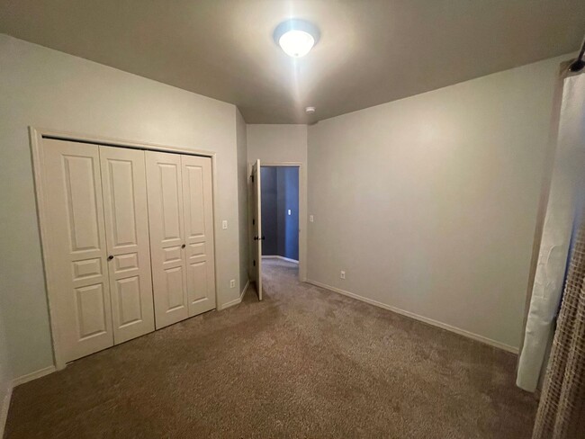 Building Photo - Charming 3 bedroom in Pasco with the most ...