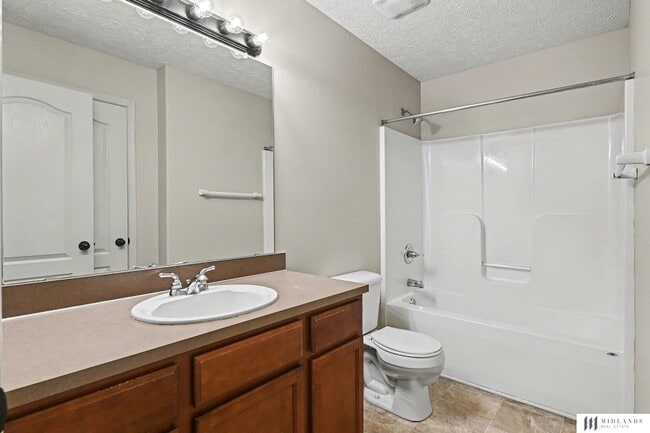 Building Photo - 16603 Dora Hamann Pkwy