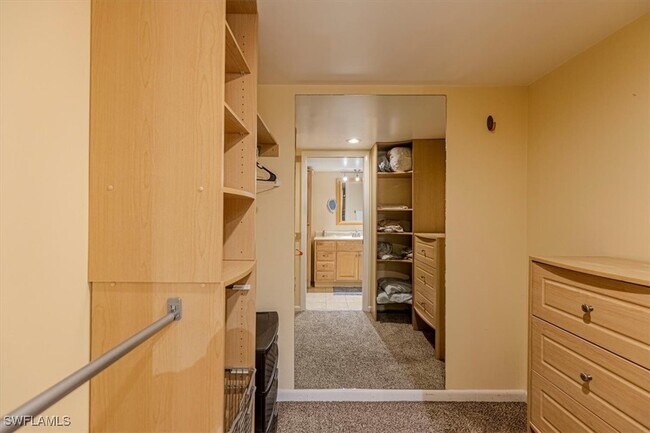 Building Photo - 4912 Tamiami Trl E