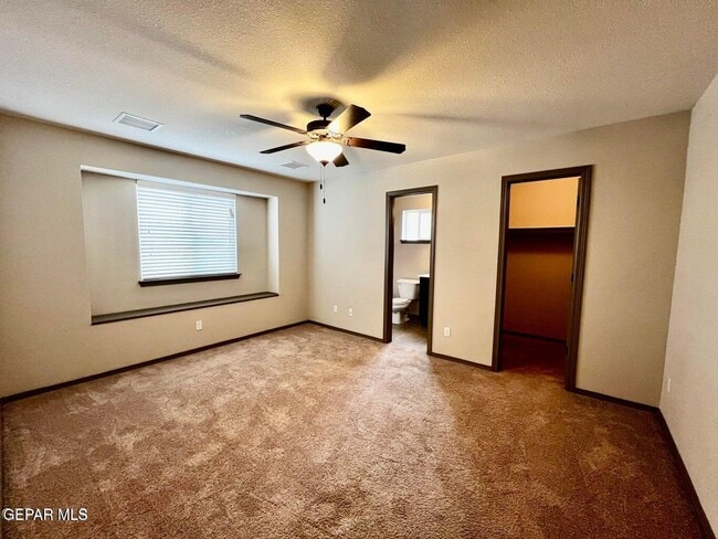 Building Photo - 12777 Tre Maximiliano Ave