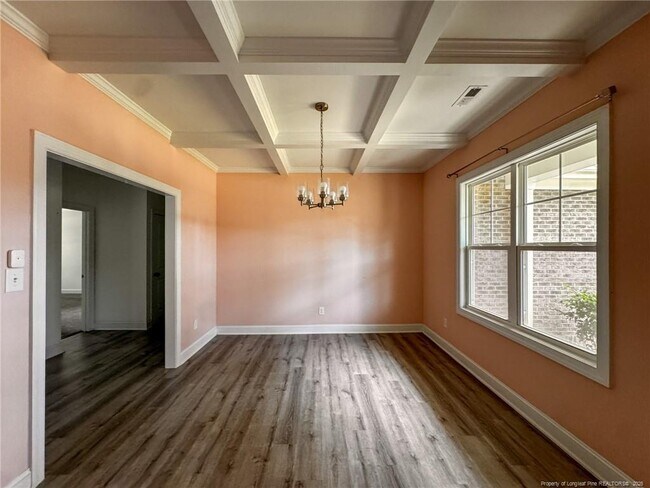 Building Photo - 36 Micahs Way N