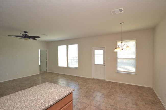 Building Photo - 104 Sierra Mar Lp