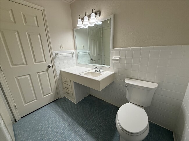 Building Photo - 2310 Pecos St