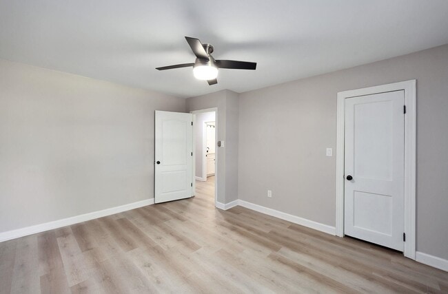 Building Photo - 90 Shaw Ln