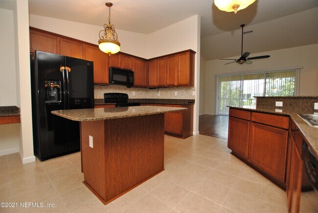 Building Photo - 6633 Jefferson Garden Ct