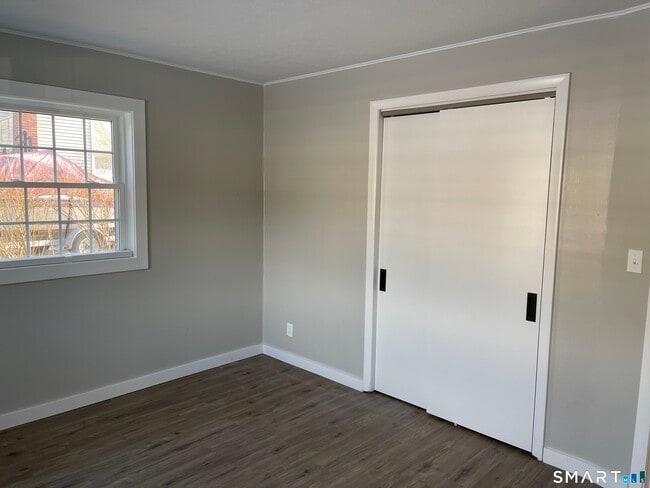 Building Photo - 88 Douglas Rd