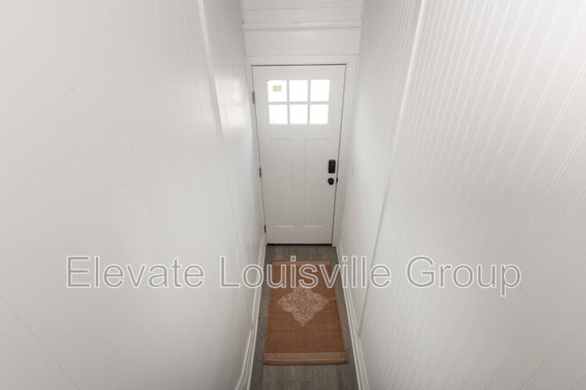 Building Photo - 975 S Shelby St