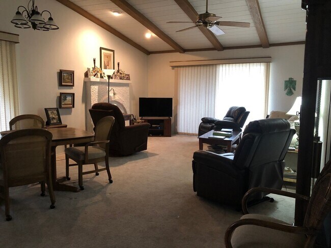 Building Photo - ASK ABOUT OUR REDUCED SUMMER RATES!!! Comfortable & Inviting Home in Leisure World a 45+ Active A...