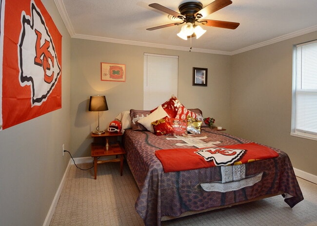 Building Photo - FURNISHED / ALL UTILITIES INCLUDED MONTHLY RENTAL RANCH HOME
