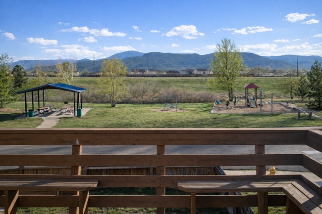 Building Photo - 8996 W Teton Cir