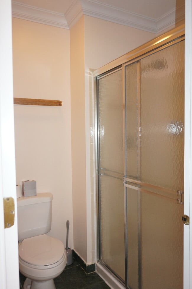 Building Photo - 773 Cardinal Ln