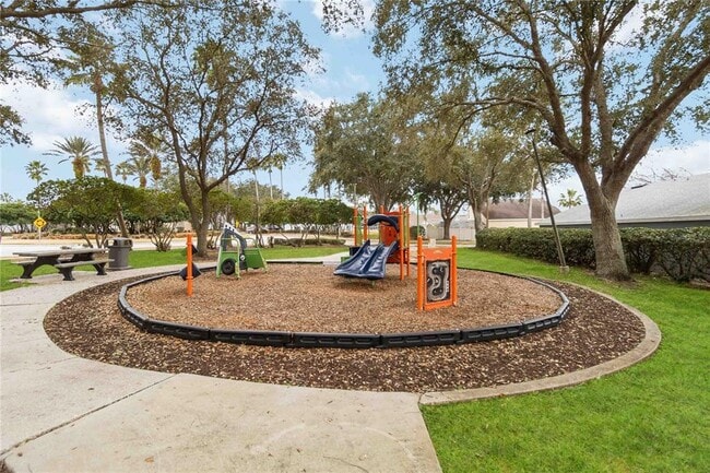 Building Photo - 546 Bloomingdale Dr