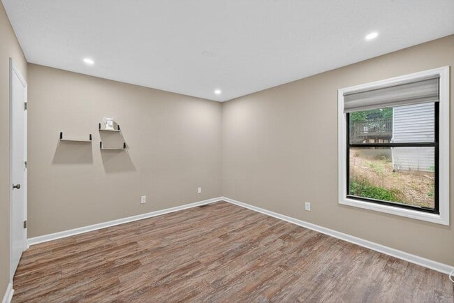 Building Photo - 314 New Crossing Trail E