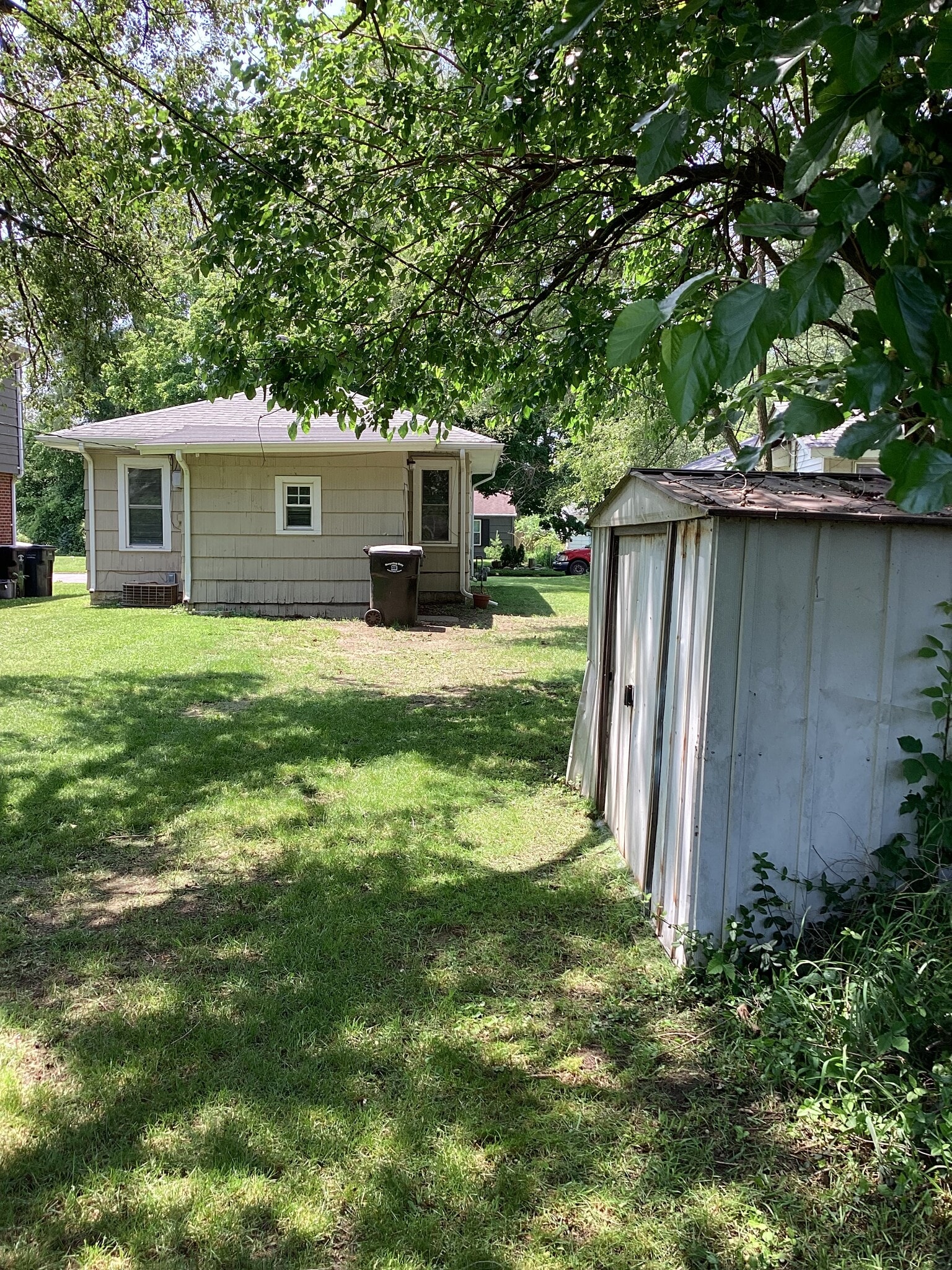 Building Photo - 1210 Emerson Ave