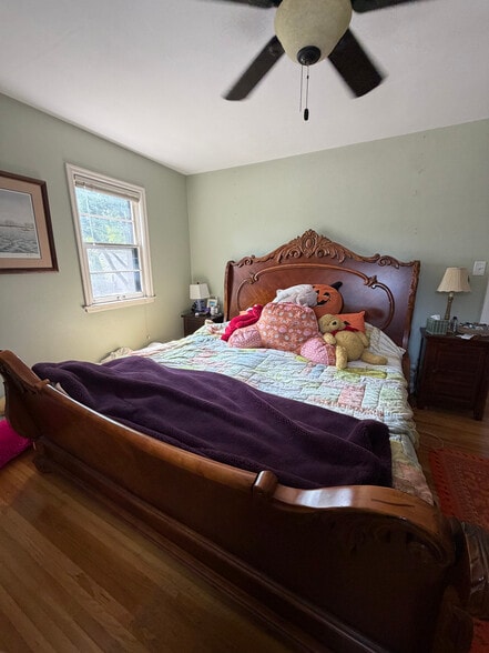 Building Photo - 447 Fairview Ave S