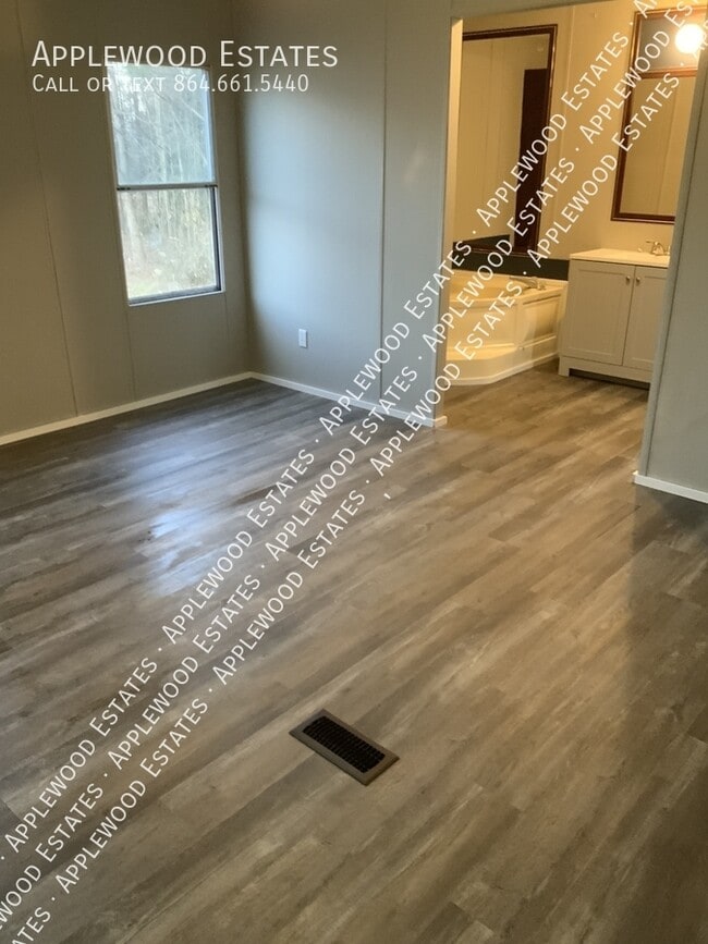 Building Photo - 253 Pebble Rock Cir