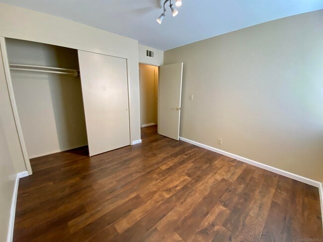 Building Photo - 1741 Lahoud Dr