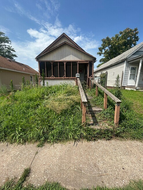 Building Photo - 2504A Denver St
