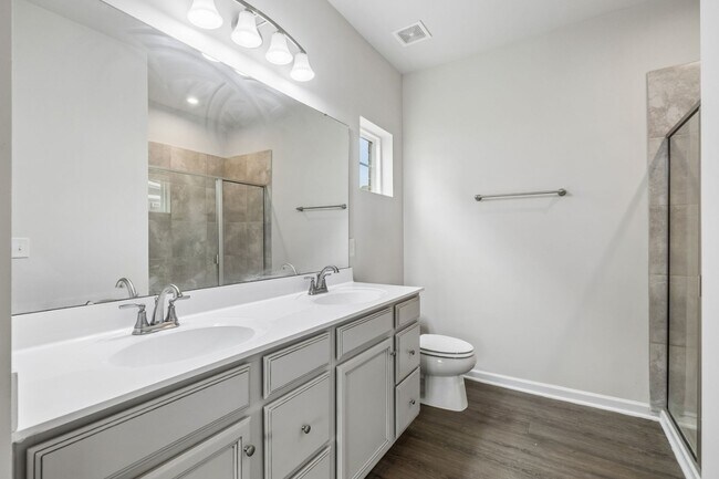 Building Photo - 308 Grassy Glen Dr