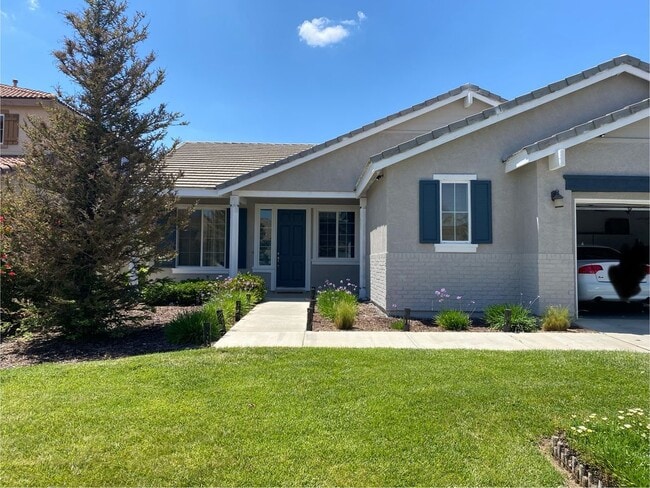 Building Photo - 1898 El Nido Ave