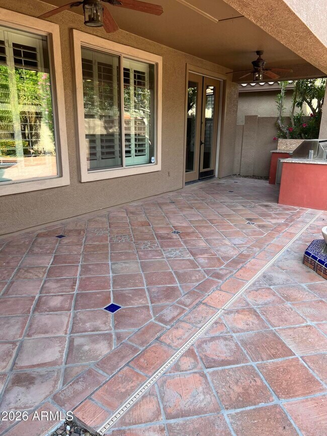 Building Photo - 3022 W Gran Paradiso Dr