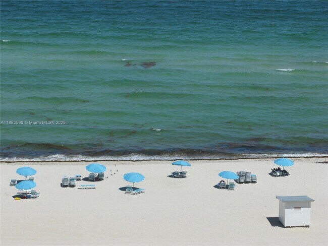 Building Photo - 5701 Collins Ave