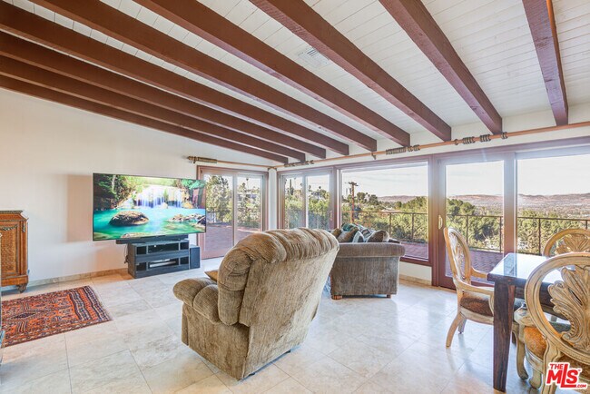 Building Photo - 4520 Gable Dr