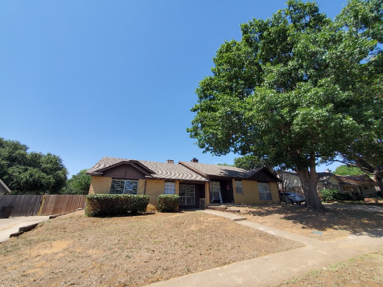 Building Photo - 310 Bluegrass Ln