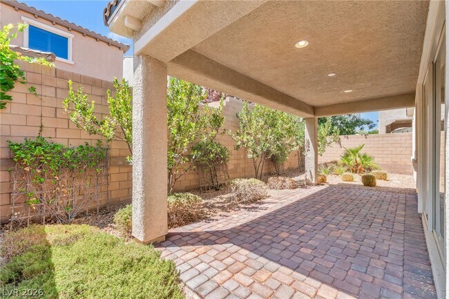 Building Photo - 9729 Ponderosa Skye Ct