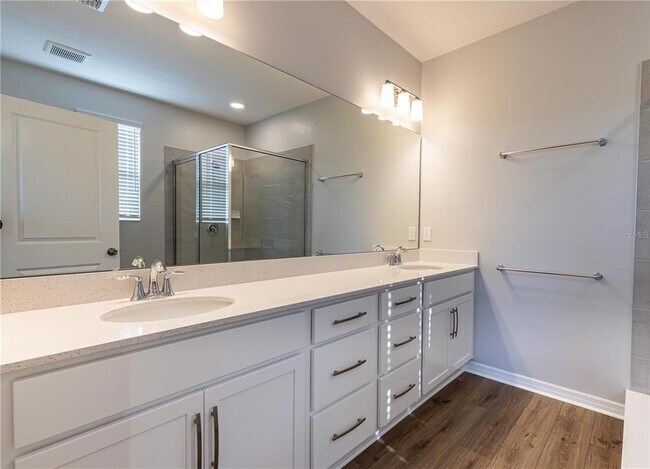 Building Photo - 15817 Tollington Aly