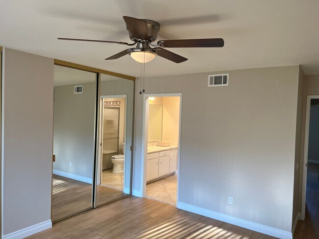 Building Photo - Leisure Village Home near the Rec Center now available