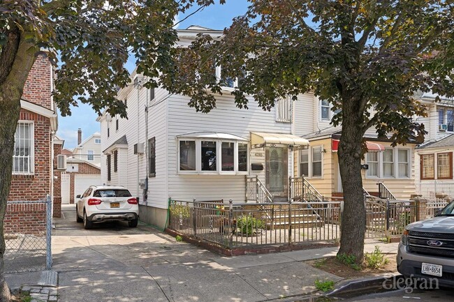 Building Photo - 42-85 Hampton Street Unit