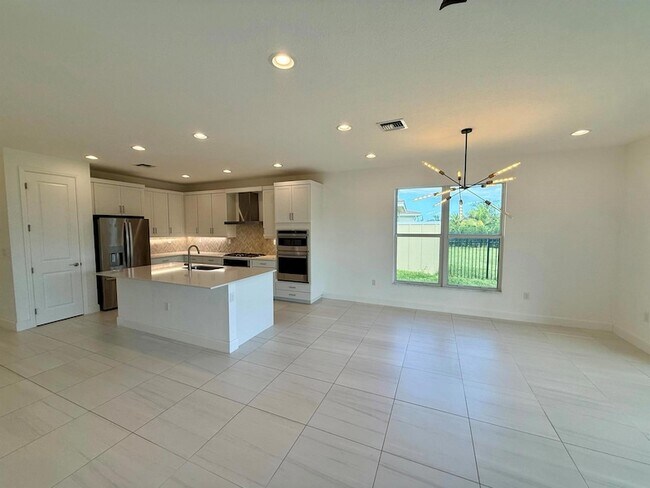 Building Photo - 1346 Harvester Xing