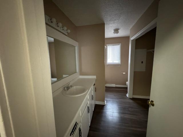 Building Photo - 224 Sunnydale Dr